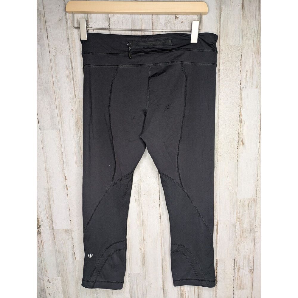 Lululemon Black Cropped Leggings Size 6 Stretch Pants‎ 21" inseam